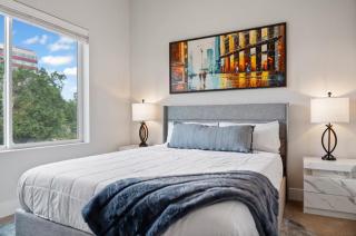 The Modern Muse Art Home - 9
