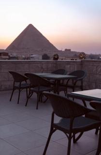 Hassan Pyramids Hotel - Cairo - 9
