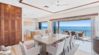 Outstanding - Palm Cove - 7