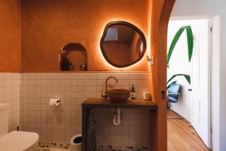 Sunrays Stay - Stylish Retreat - 6