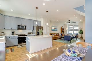 Walk to Dtwn Waterfront Eastern Shore Townhome! - Cambridge - 9