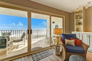 Beach Cottage Look Condo - Fernandina Beach - 8