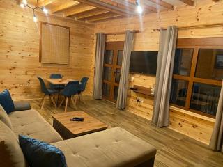 Cottage Four Olives - 1