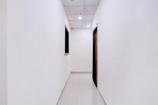 SPOT ON Hotel SP Palace - Mota - 4