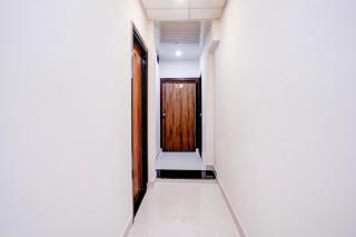 SPOT ON Hotel SP Palace - Mota - 3