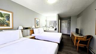Okanagan Seasons Resort - 4