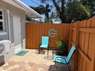 Blue Sky Guest Room - Pompano Beach - 2