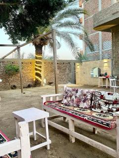 Golden Rose Guesthouse - 3