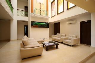 Collection O Sakshi - Gurgaon - 6