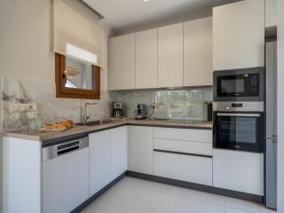 Diamond Villa with swimming pool - Khromonastírion - 5