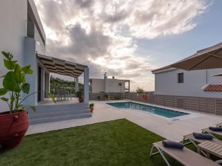 Beachfront villa in Rethymno with pool - Maroulás - 4