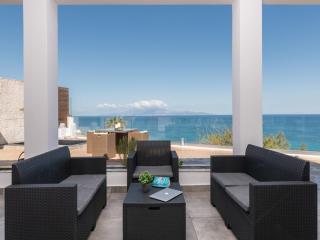 Villa with Jacuzzi, pool and views in Tragaki - Tragaki - 5