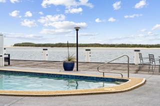 Pumicestone Passage Waterfront Escape - Caloundra - 7