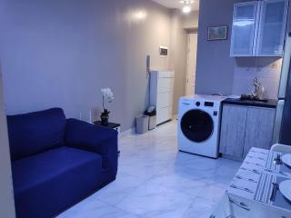 BP1043 Pool View Staycation Paranaque Pasay - 6