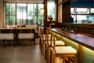 Fourteen Roses Beach Hotel - Legian - 5