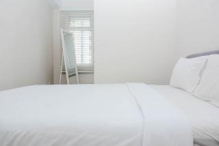Best and Relax 2BR Springlake Summarecon Apartment By Travelio - 6