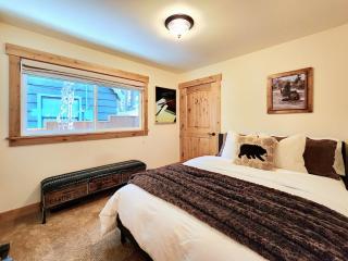 Das Bar Haus - Walk to Beach & Close to Ski Resort - 1