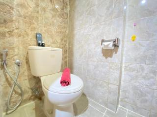 Well Appointed Studio Apartment at Galeri Ciumbuleuit 1 By Travelio - Bandung - 2