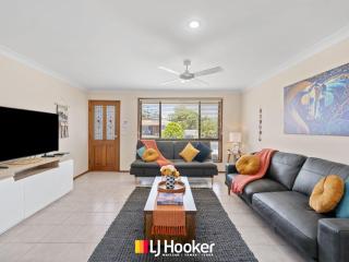 Tully's Beach House - 7