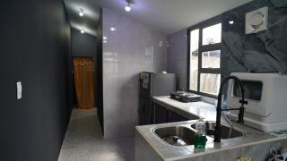 Luxury Tiny House Kingdom Tolú with King Bed & Hot Water - 4