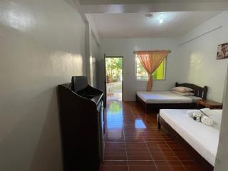 FIESTA HAUS RESORT - 8