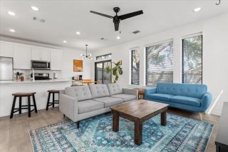 Stunning 3BR Home in Desirable Austin Location - Austin - 0