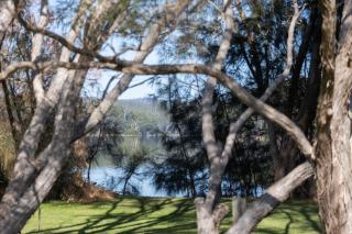 Luxury Lakefront Hideaway - Burrill Lake - 3
