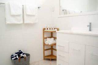 Altona Walk 2 Beach 15 Minutes CBD Summer Vacay - 5