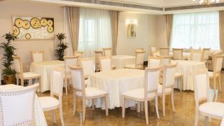 Royal Grand Suite Hotel - Sharjah - 1