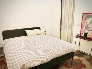 Stilish 2 bedrooms apartment with terrace, Design District - Paolo Sarpi - Milan - 3