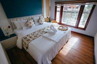 Elegant Boathouse - Alleppey - 8