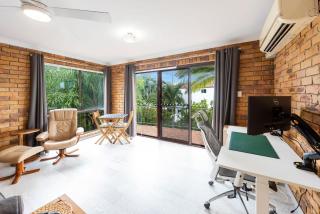 Two Bedroom Torquay Esplanade Escape - 9