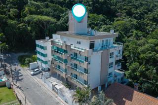 Apartamento a 150 metros da Praia Bombinhas com 110m2 Natureza e Praia juntos Apt Completo pra toda família com Elevador #Uma verdadeira Experiência# - Bombinhas - 8