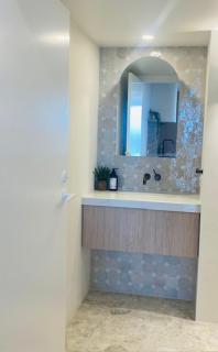 Foreshore Beachfront Apartments - 5