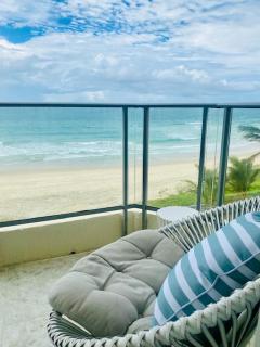 Foreshore Beachfront Apartments - Gold Coast - 4