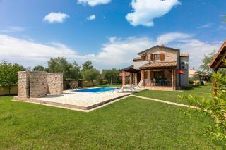 Villa Shirin für 8 Personen mit Pool in ruhige Lage - Poreč - 9