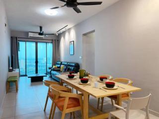 JOVIAL Modern Cozy Homestay `Meritus Perai - Perai - 6
