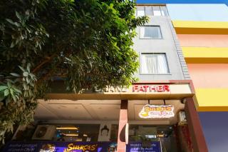 Hotel O Grandfather - Tājganj - 5