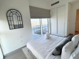 Brand New Heart of Dubai Hills - 2