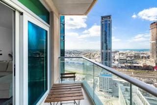 Prime Downtown Burj Khalifa I Sleeps 8 - Dubai - 7