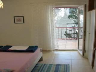 Apartments Boguvila - Two-Bedroom Economy Apartment with Terrace A5 - ST - Supetar - 8