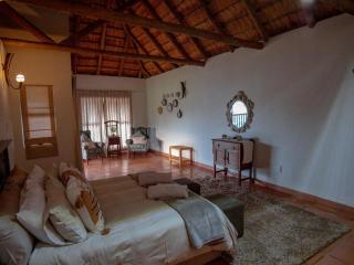 Weavers Nest Guesthouse - 0