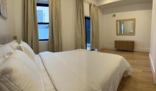 Modern, New 3 bed, 2 bath Apt near Manhattan - 1