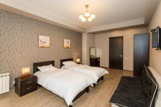 Central Bliss Apartment - Tbilisi - 4
