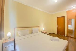 Spacious 2BR with Working Room at Grand Palace Kemayoran Apartment By Travelio - 9