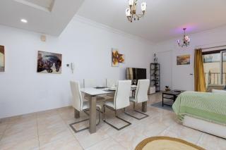 Cozy 1BR Apartment in Lolena Tower, JVC - Allsopp & Allsopp - 6