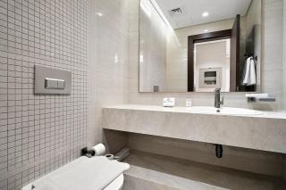 FIRST CLASS 1BR Elegant Modern Retreat - 4