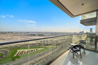 FIRST CLASS 1BR Elegant Modern Retreat - 6