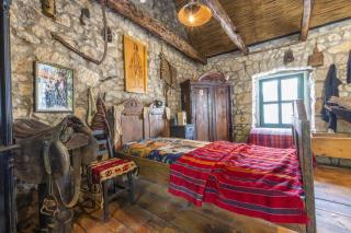 Rustical Resort Kokorići with Shared Outdoor Swimming Pool - Vrgorac - 1