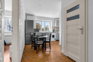 Metro Ratusz Arsenał Homely Apartment - Varsavia - 7